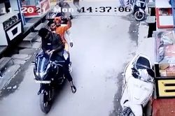 Nhóm côn đồ cố tỏ ra 'ngầu' và cái kết khiến nhiều người hả hê