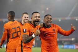 'Lốc' nổi cuối trận, Hà Lan giành vé tới World Cup 2022