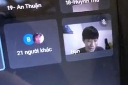 Buồn ngủ khi đang trong lớp online, nam sinh bất ngờ thể hiện loạt biểu cảm kỳ lạ khiến dân tình cười lăn