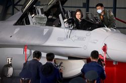 Mỹ giúp Đài Loan nâng cấp chiến đấu cơ F-16 lên chuẩn hiện đại nhất