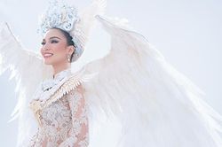 Hoàng Hương Ly mang 'Cánh chim hòa bình' thi Miss Tourism International 2021