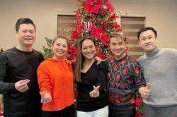 Đàm Vĩnh Hưng khoe biệt thự đón Giáng sinh ở Mỹ, hội ngộ Hồng Ngọc, Quang Dũng