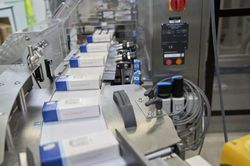 Mỹ chi 5,3 tỷ USD mua thuốc điều trị COVID-19 của Pfizer