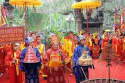 Hoàn thiện chính sách, khuôn khổ pháp lý về văn hóa