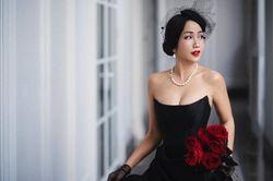 Ốc Thanh Vân 'lột xác' với phong cách thời trang mới đầy kiêu sa