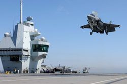 Anh-Mỹ ráo riết tìm kiếm, trục vớt F-35 tàng hình dưới biển vì lo sợ rơi vào tay Nga
