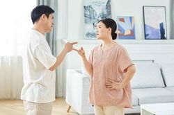 Cứ cãi nhau với vợ là chồng bỏ về nhà bố mẹ đẻ