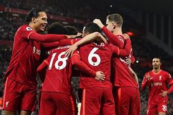 ĐIỂM NHẤN Liverpool 4-0 Arsenal: Hàng công Liverpool bùng nổ. Arsenal đứt mạch thăng hoa