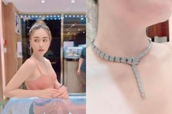 Chẳng phải giáo viên, 'nữ đại gia quận 7' được tặng quà khủng