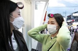 Đằng sau chiếc lô cuốn tóc ở Hàn Quốc