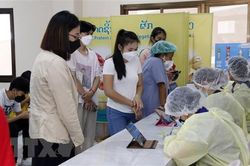 Phần lớn ca COVID-19 mới tại Lào là lây nhiễm trong cộng đồng