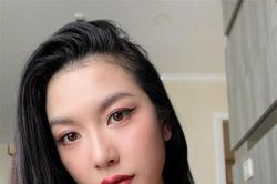 Bảng điểm của một nàng Hậu đang được lan truyền: Nhìn điểm tổng kết các môn học mà choáng, bất ngờ nhất là nhận xét của giáo viên