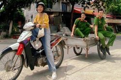 Hình ảnh hài hước không xuất hiện trên phim 'Phố trong làng'