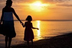 'Cho' cô gái lỡ thì một đứa con, tôi đau khổ vì không thể nhận máu mủ của mình
