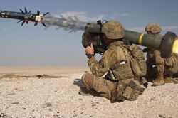 Ngoại trưởng Nga: Ukraine có thể dùng tên lửa Mỹ để kích động xung đột ở Donbass
