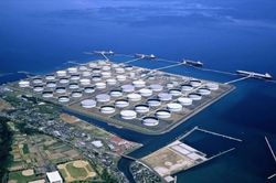 Nhiều quốc gia tuyên bố mở kho dầu dự trữ