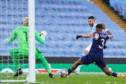Man City vs PSG: Messi đi vào miền đất dữ