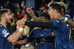 Ronaldo và Bruno Fernandes lập kỷ lục khó tin ở Cúp C1