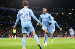 Man City 2-1 PSG: Bernardo Silva gây sốt với pha kiến tạo đẳng cấp