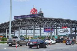 Xử phạt nghiêm phương tiện không đủ điều kiện vẫn đi vào làn ETC
