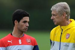 Arsenal xác nhận đang đám phán đưa HLV Wenger trở lại