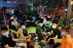 21 thanh thiếu niên ở TP.HCM gom mã tấu chờ quyết chiến