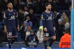 Messi, Mbappe, Neymar bị 'ném đá' tơi tả