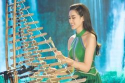 Hoa hậu Đỗ Thị Hà vào top 27 phần thi Tài năng Miss World 2021