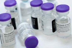 Bắc Giang: Một học sinh sốc phản vệ sau tiêm vaccine phòng Covid-19 tử vong