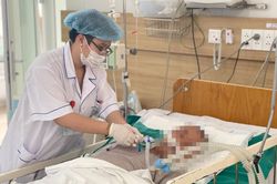 Cảnh báo đang liên tục ghi nhận tình trạng ngộ độc cồn công nghiệp dẫn đến tử vong