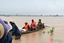 Cứu 9 người dân bị mắc kẹt do mưa lũ tại huyện Krông Pa, Gia Lai