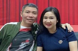 NSND Thu Hà cùng anh em đồng nghiệp hỏi thăm sức khỏe NSND Công Lý