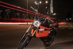 Xe máy điện Dat Bike Weaver 200 có khả năng đi được 200km với chỉ duy nhất một lần sạc