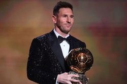 Messi giành Quả bóng vàng 2021