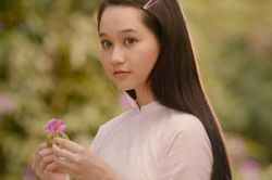 NSX Dung Bình Dương tuyên bố khởi kiện nữ chính phim Mắt biếc: Tình người qua ứng xử