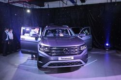 Showroom đầu tiên theo tiêu chuẩn nhận diện thương hiệu toàn cầu của Volkswagen khai trương tại TP.HCM