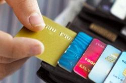 NHNN: Thẻ từ ATM vẫn được giao dịch sau 31/12/2021