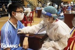 Để đối phó hiệu quả với chủng Omicron