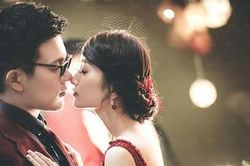 Sang nhà cô hàng xóm độc thân tìm chồng và sự thật chết lặng phía sau cánh cửa