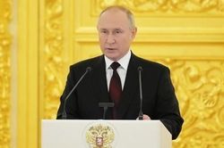 Không tin lời hứa suông, ông Putin muốn ký thỏa thuận với NATO