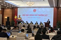 Bộ GT-VT: Mở lại bay quốc tế sẽ thận trọng hơn vì biến chủng Omicron