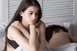 Sau 'mây mưa', thanh niên áp dụng biện pháp tránh thai này khiến bạn gái 'khóc thét' đến cầu cứu bác sĩ