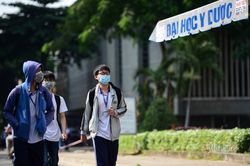 Nhiều trường đại học cho sinh viên đi học trực tiếp