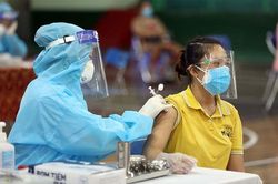 Phản ứng phụ thường gặp sau tiêm vắc xin ngừa Covid-19 là gì?Tin khácChung tay phòng chống HIV/AIDS trong bối cảnh dịch COVID-19THÔNG BÁO NỘI DUNG, CHƯƠNG TRÌNH KỲ HỌP THỨ BẢY (KỲ HỌP THƯỜNG LỆ CUỐI NĂM 2021) HĐND TỈNH KHÓA XVII NHIỆM KỲ 2021 – 2026
