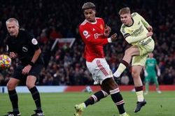 Thể thao Thể thao Ronaldo khiến Pháo thủ ôm hận