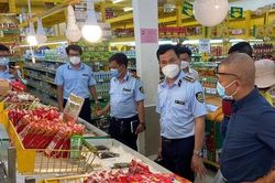 Mở đợt cao điểm chống buôn lậu, hàng giả dịp Tết Nguyên đán