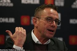 Tân thuyền trưởng Rangnick 'chê bai' Man Utd nhiều điều