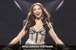 Thùy Tiên tóc xoăn lọn bồng bềnh, tự hào hô to 2 tiếng Việt Nam tại chung kết Miss Grand 2021