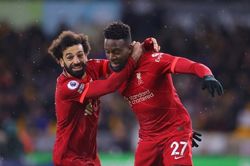 'Siêu dự bị' tỏa sáng phút bù giờ, Liverpool đánh bại Wolverhampton