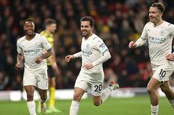 Ngoại hạng Anh: Man City, Liverpool xoay vần ngôi đầu
